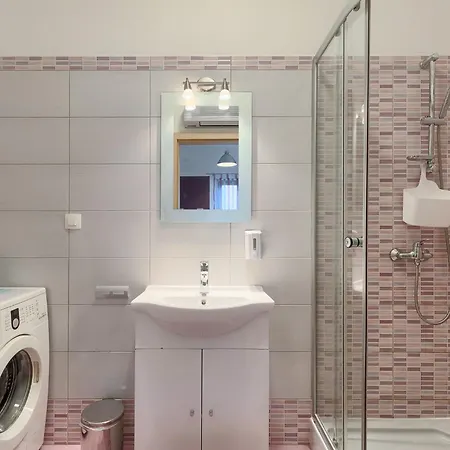 Adria By Interhome شقة